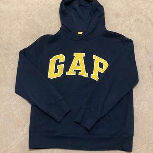 navy blue gap hoodie💨